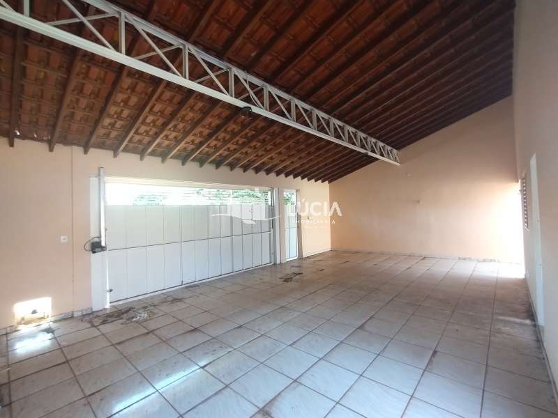 Casa Aluguel Jardim Itatiaia em Jaú