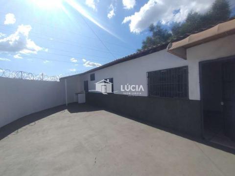 Casa Aluguel Jardim Conde do Pinhal 2 em Jaú