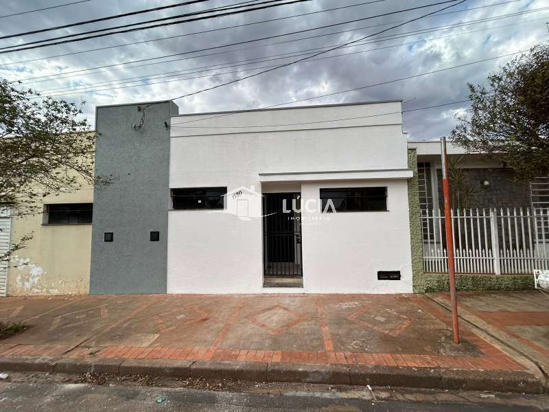 Salão Aluguel Centro em Jaú